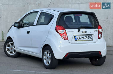 Хетчбек Chevrolet Spark 2014 в 