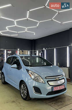 Хэтчбек Chevrolet Spark 2016 в 