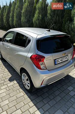 Хэтчбек Chevrolet Spark 2020 в 