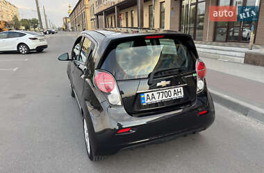 Хетчбек Chevrolet Spark 2016 в 