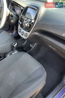 Хетчбек Chevrolet Spark 2016 в 
