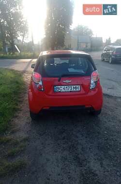 Хэтчбек Chevrolet Spark 2010 в 