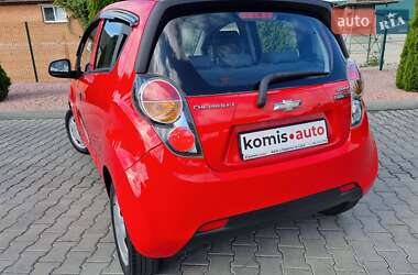 Хетчбек Chevrolet Spark 2012 в 