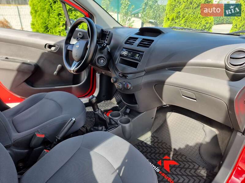 Хэтчбек Chevrolet Spark 2012 в Виннице