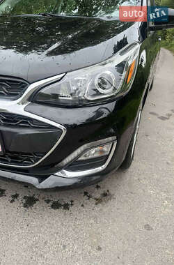 Хэтчбек Chevrolet Spark 2019 в 