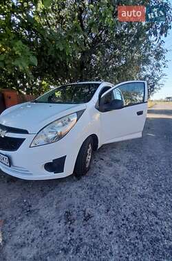 Хетчбек Chevrolet Spark 2011 в 