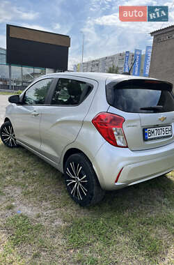 Хэтчбек Chevrolet Spark 2018 в 