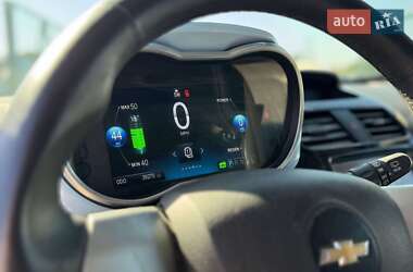 Хетчбек Chevrolet Spark 2014 в 