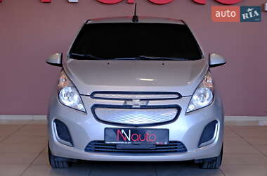 Хетчбек Chevrolet Spark 2015 в 