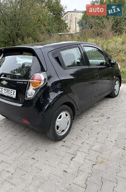 Хетчбек Chevrolet Spark 2011 в 