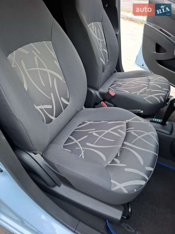 Хетчбек Chevrolet Spark 2015 в Білій Церкві