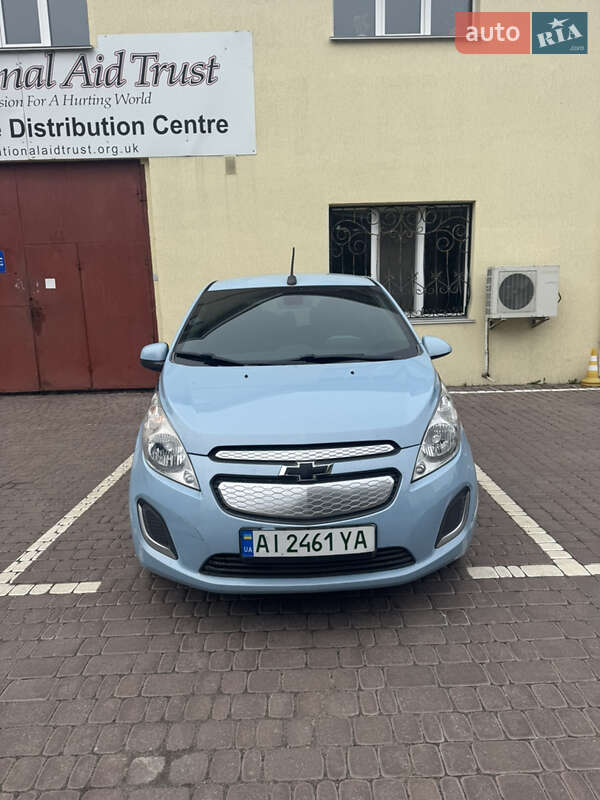 Хэтчбек Chevrolet Spark 2014 в Киеве фото 2 Хэтчбек Chevrolet Spark 2014 в Киеве