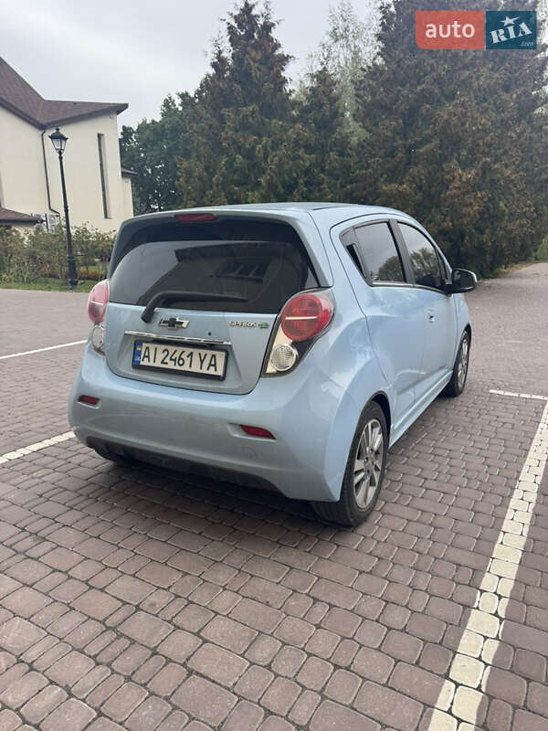 Хэтчбек Chevrolet Spark 2014 в Киеве фото 5 Хэтчбек Chevrolet Spark 2014 в Киеве