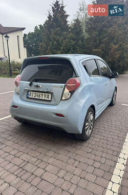 Хэтчбек Chevrolet Spark 2014 в 