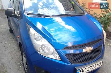 Хетчбек Chevrolet Spark 2010 в Хмельницькому