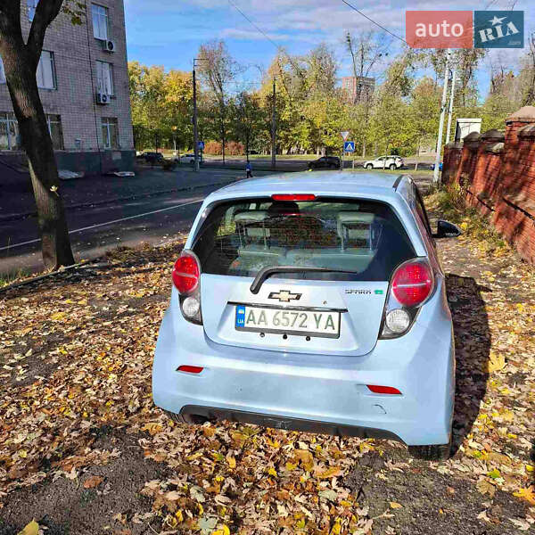Хетчбек Chevrolet Spark 2013 в Києві фото 3 Хетчбек Chevrolet Spark 2013 в Києві