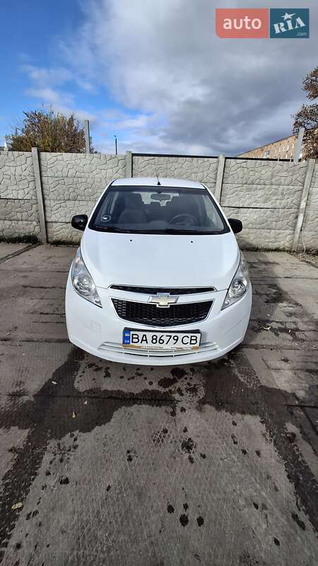 Хэтчбек Chevrolet Spark 2011 в Александрие фото 2 Хэтчбек Chevrolet Spark 2011 в Александрие