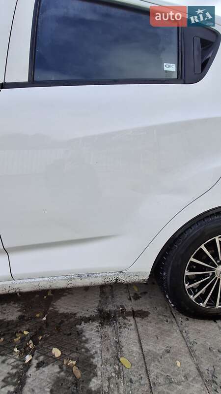 Хэтчбек Chevrolet Spark 2011 в Александрие фото 9 Хэтчбек Chevrolet Spark 2011 в Александрие