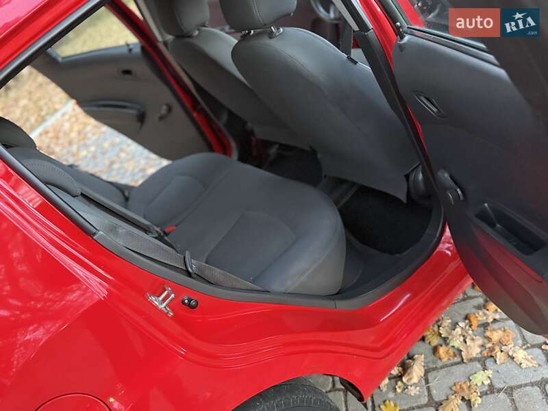 Хетчбек Chevrolet Spark 2011 в Львові фото 54 Хетчбек Chevrolet Spark 2011 в Львові