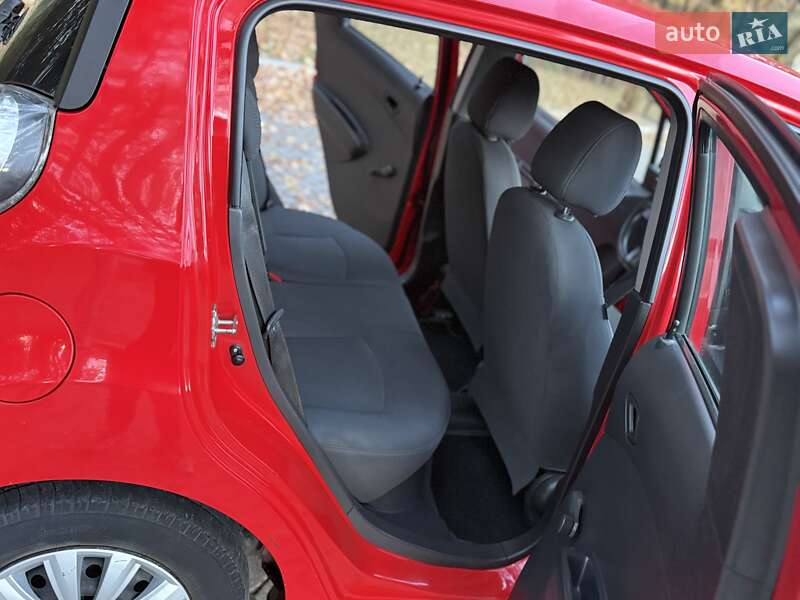 Хетчбек Chevrolet Spark 2011 в Львові фото 56 Хетчбек Chevrolet Spark 2011 в Львові
