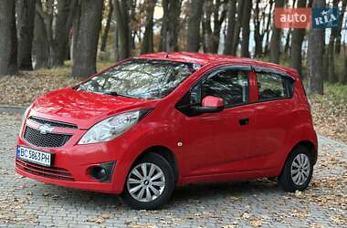 Хетчбек Chevrolet Spark 2011 в Львові