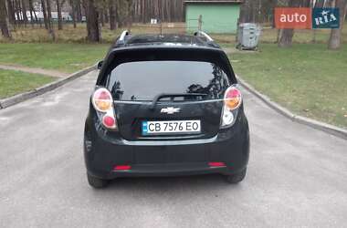 Хэтчбек Chevrolet Spark 2011 в Чернигове