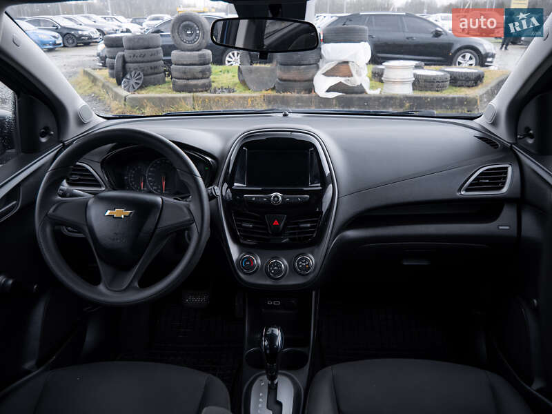 Хэтчбек Chevrolet Spark 2019 в Львове