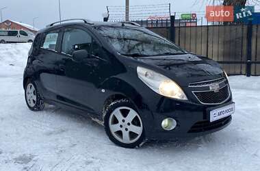 Хетчбек Chevrolet Spark 2012 в Києві
