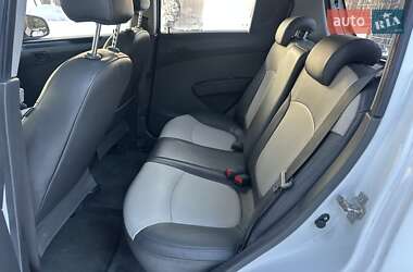 Хетчбек Chevrolet Spark 2012 в Нетішині