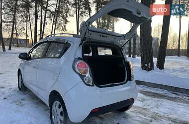 Хетчбек Chevrolet Spark 2012 в Нетішині