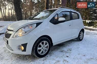 Хетчбек Chevrolet Spark 2012 в Нетішині