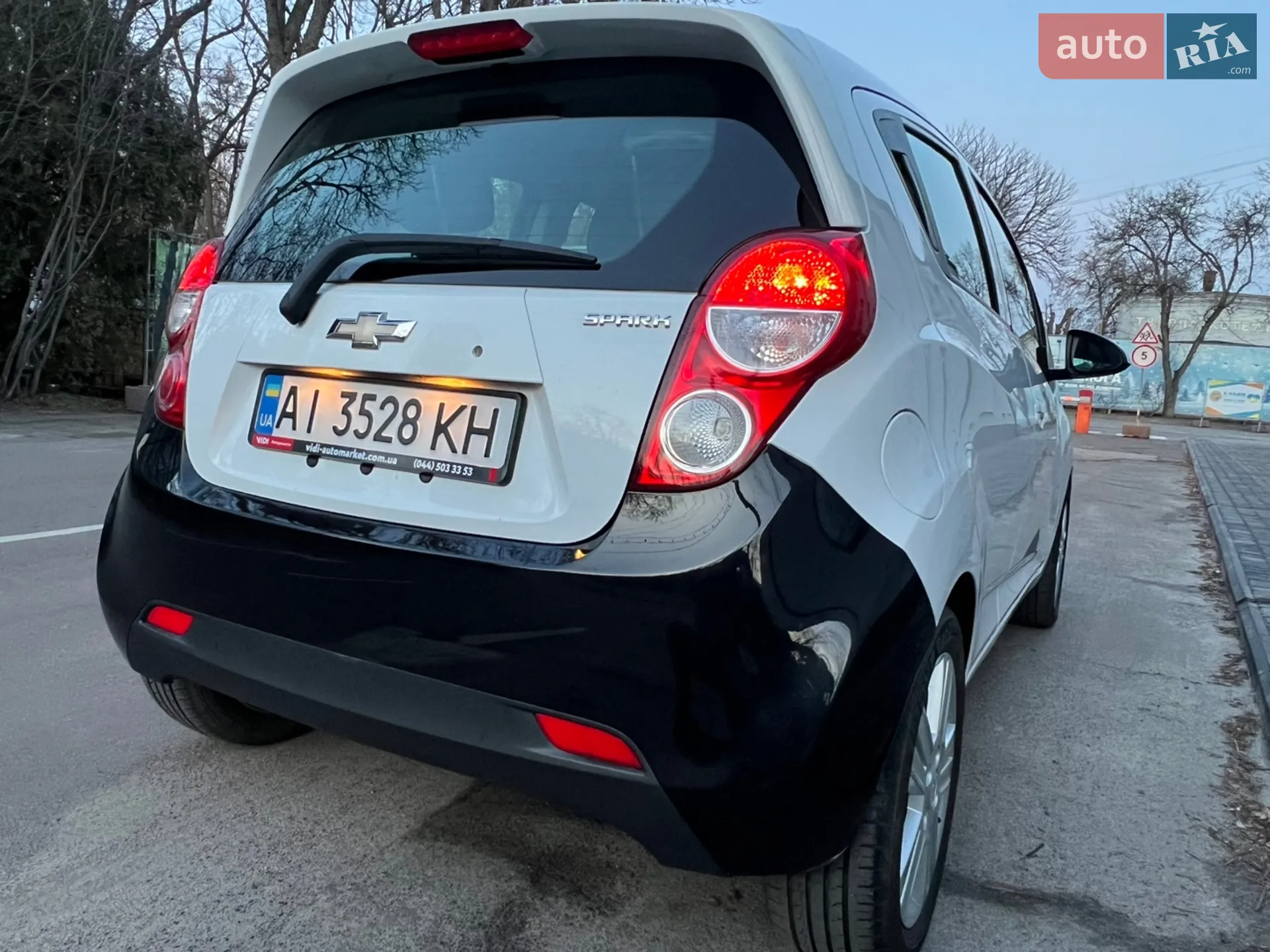 2014 Chevrolet Spark - мініатюра 10