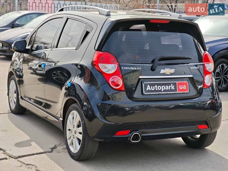Хэтчбек Chevrolet Spark 2014 в Харькове