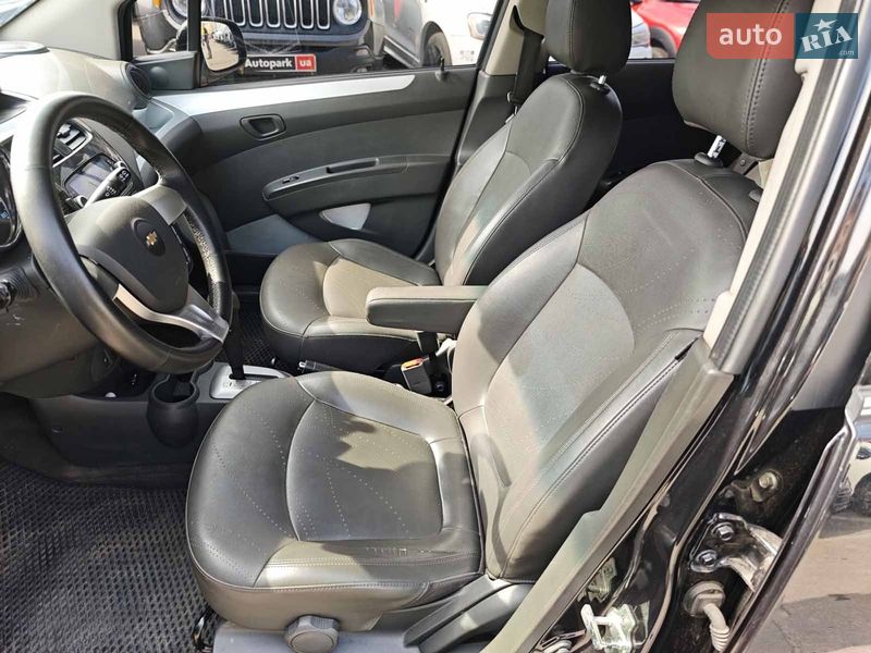 Хэтчбек Chevrolet Spark 2014 в Харькове