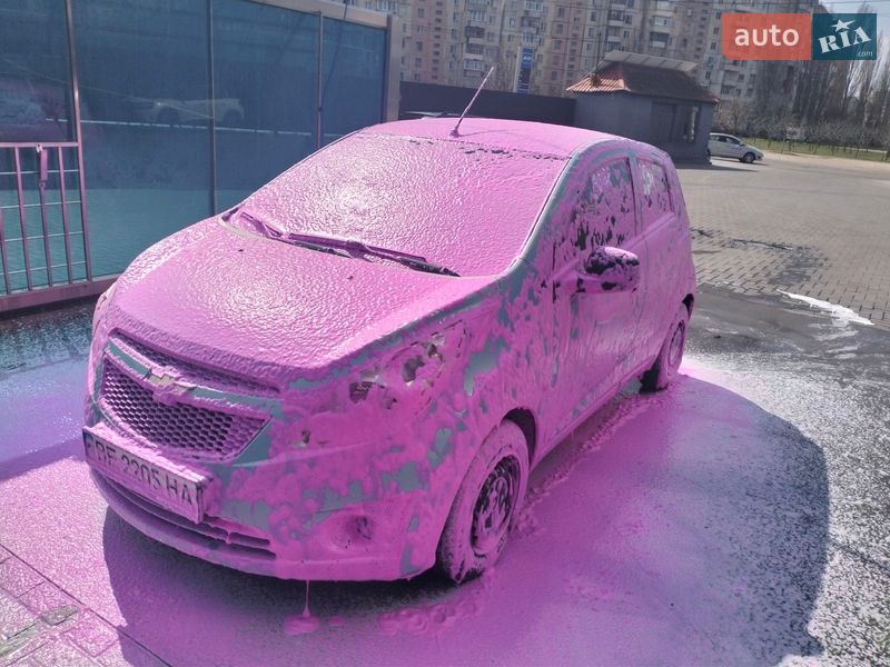 Хэтчбек Chevrolet Spark 2010 в Николаеве