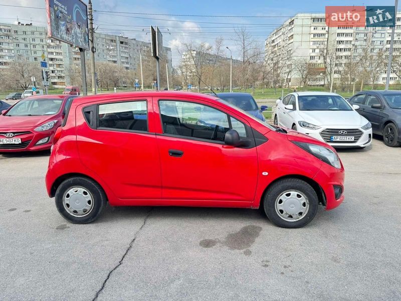 Хэтчбек Chevrolet Spark 2013 в Запорожье фото 4 Хэтчбек Chevrolet Spark 2013 в Запорожье