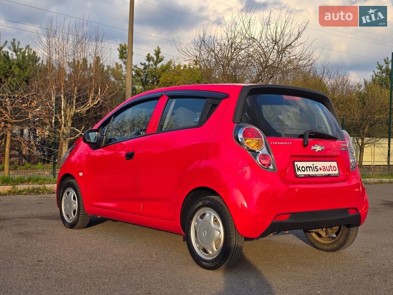 Хэтчбек Chevrolet Spark 2012 в Хмельницком