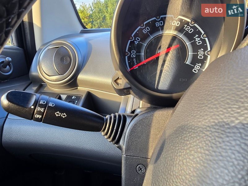 Хэтчбек Chevrolet Spark 2012 в Хмельницком