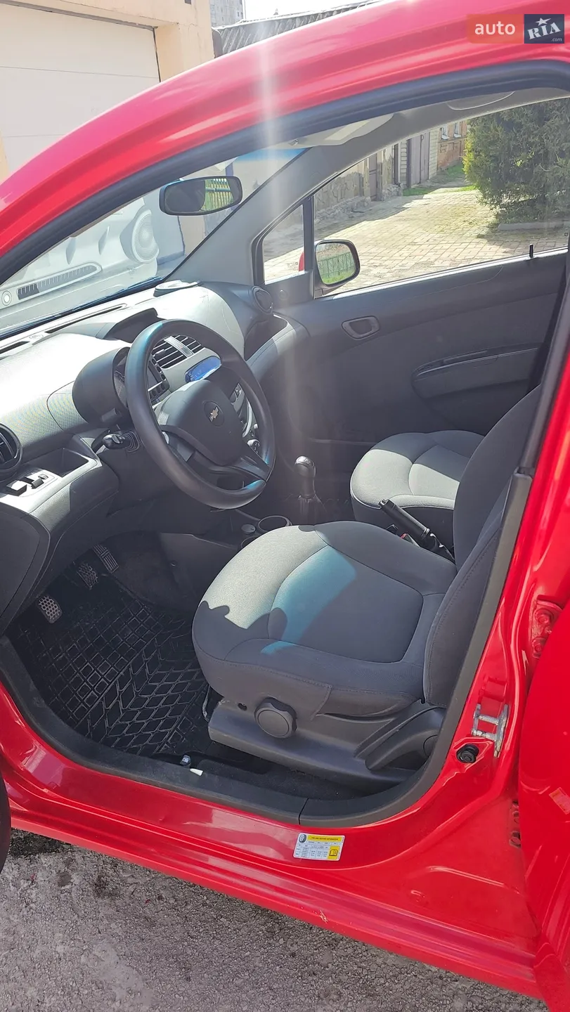 2011 Chevrolet Spark - мініатюра 12
