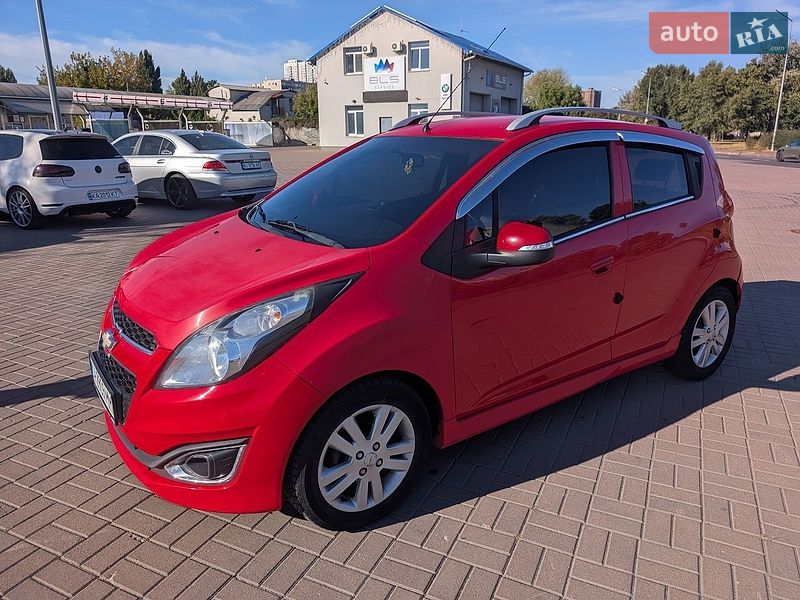 2014 Chevrolet Spark, VIN KLYMC48VDEC576703:plate — zdjęcie 1 (autoria)