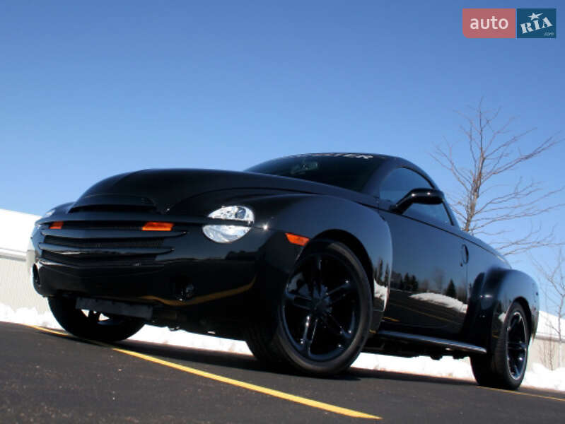 Кабріолет Chevrolet SSR 2004 в Києві