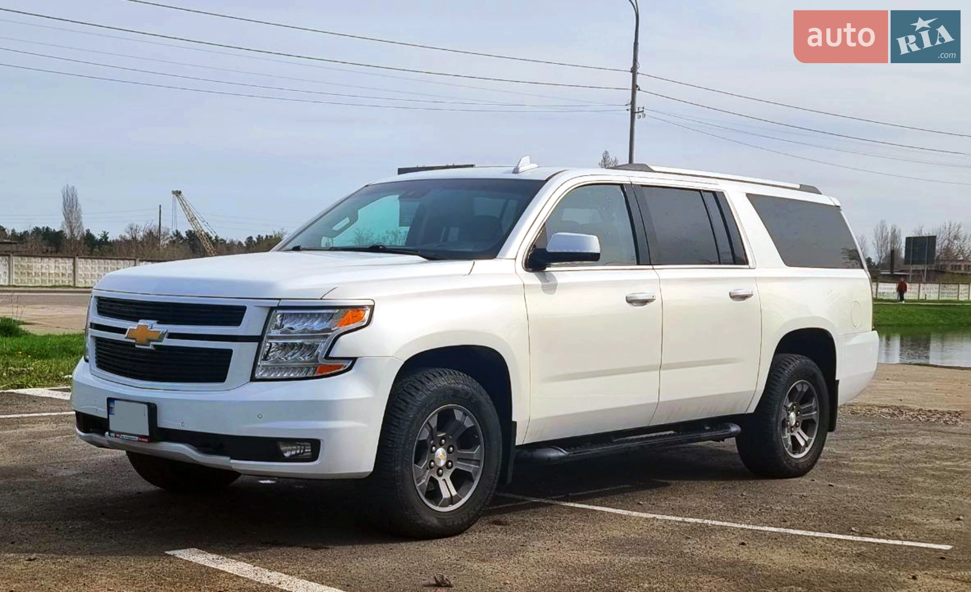 2017 Chevrolet Suburban - мініатюра 2