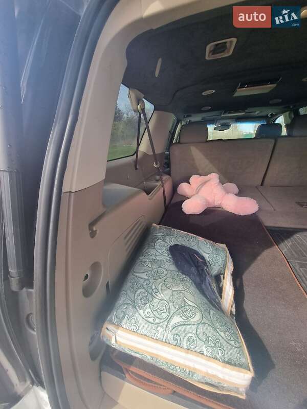 Внедорожник / Кроссовер Chevrolet Suburban 2017 в Киеве фото 32 Внедорожник / Кроссовер Chevrolet Suburban 2017 в Киеве