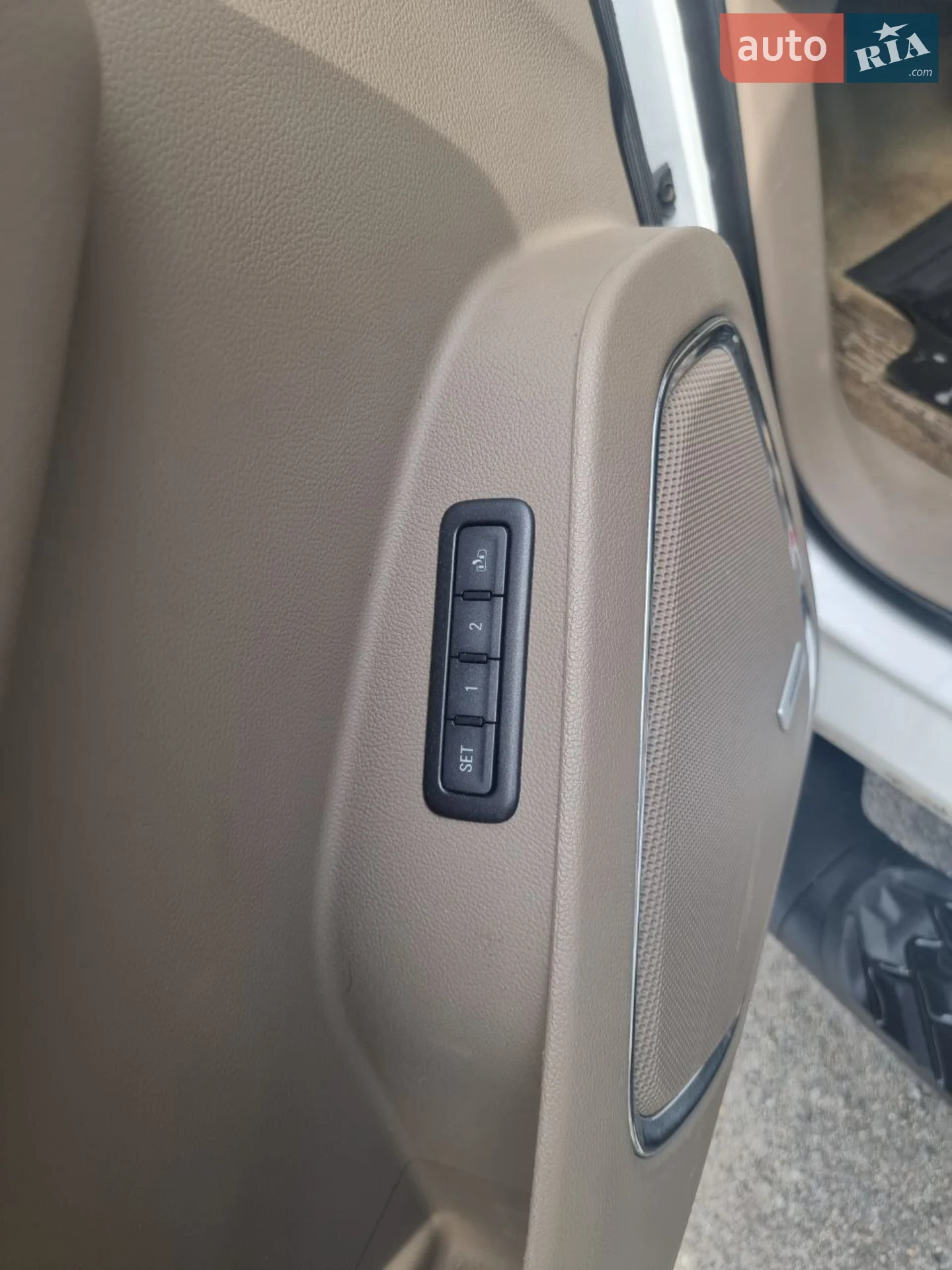2017 Chevrolet Suburban - мініатюра 34