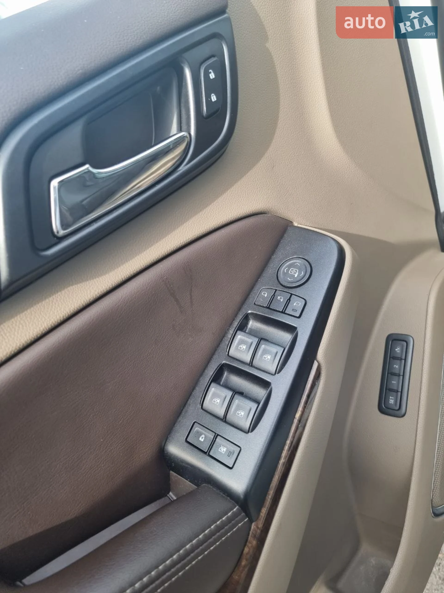 2017 Chevrolet Suburban - мініатюра 37