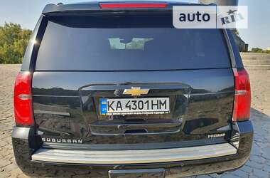 Внедорожник / Кроссовер Chevrolet Suburban 2016 в Житомире