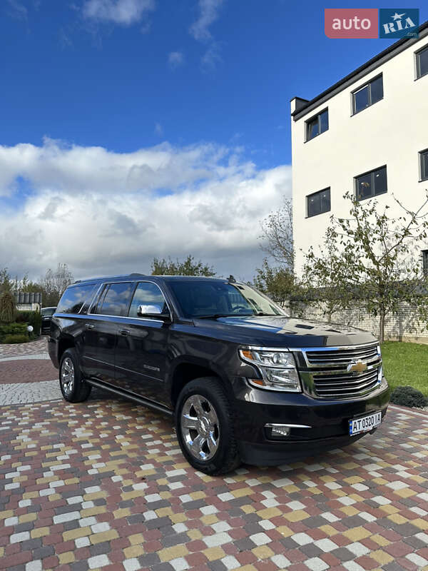 Внедорожник / Кроссовер Chevrolet Suburban 2015 в Калуше