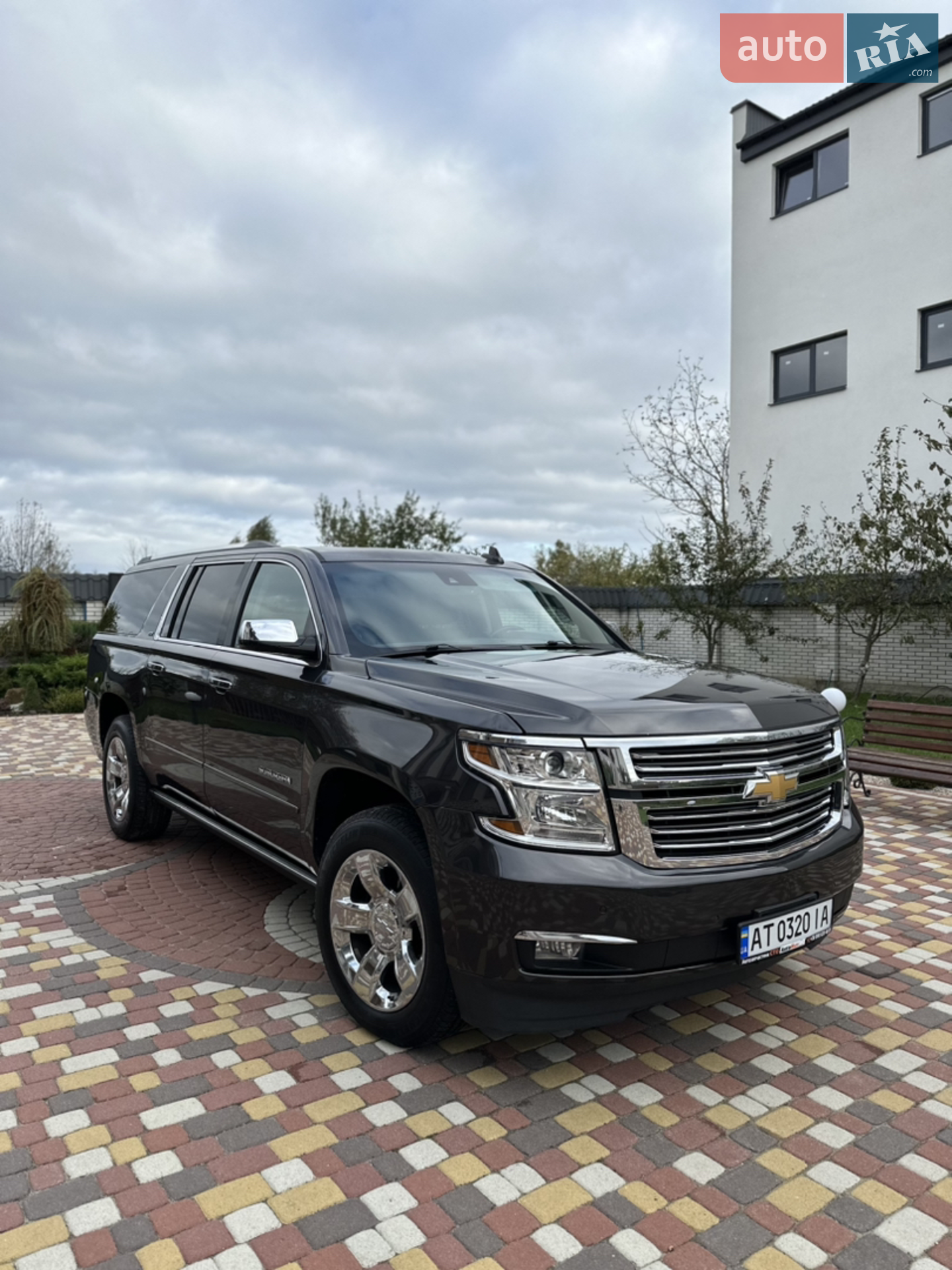 2015 Chevrolet Suburban - мініатюра 13