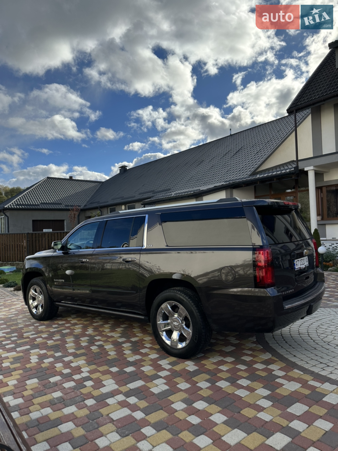 2015 Chevrolet Suburban - мініатюра 31