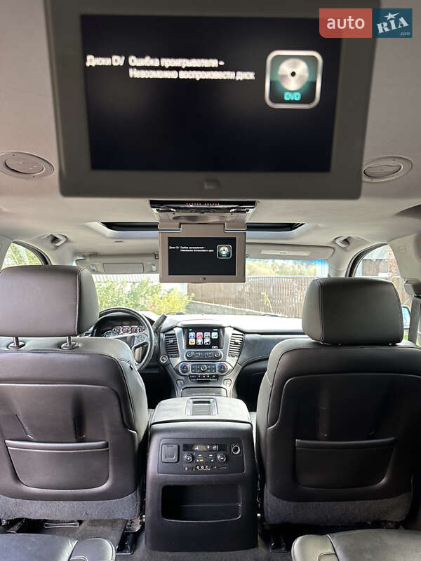 Внедорожник / Кроссовер Chevrolet Suburban 2015 в Калуше
